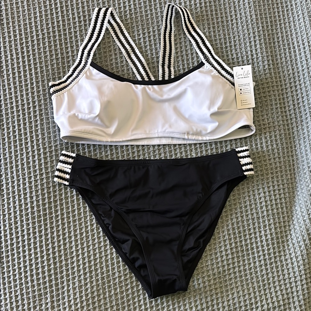 Cupshe Black and White Striped Bikini